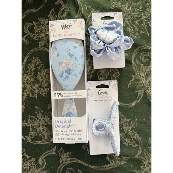 LoveShackFancy x Goody Wet Brush Everlasting Rosette Set - Picture 1 of 7